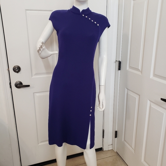 St. John Collection by Marie Gray - Picture 1 of 10